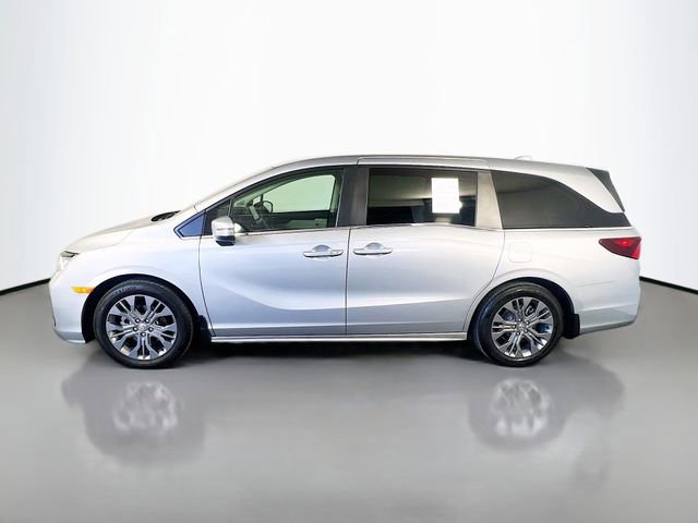 Used 2025 Honda Odyssey Touring image 5
