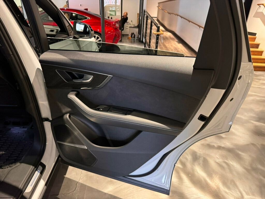 Used 2023 Audi SQ7 Premium Plus image 24