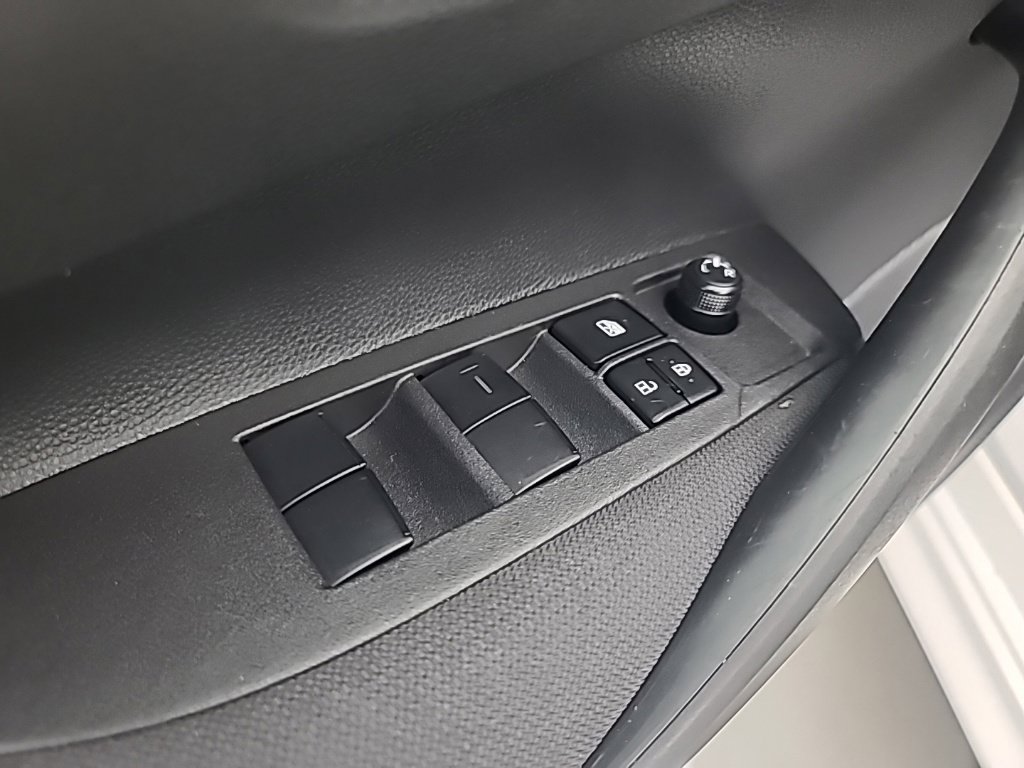 Used 2025 Toyota Corolla LE FWD image 25