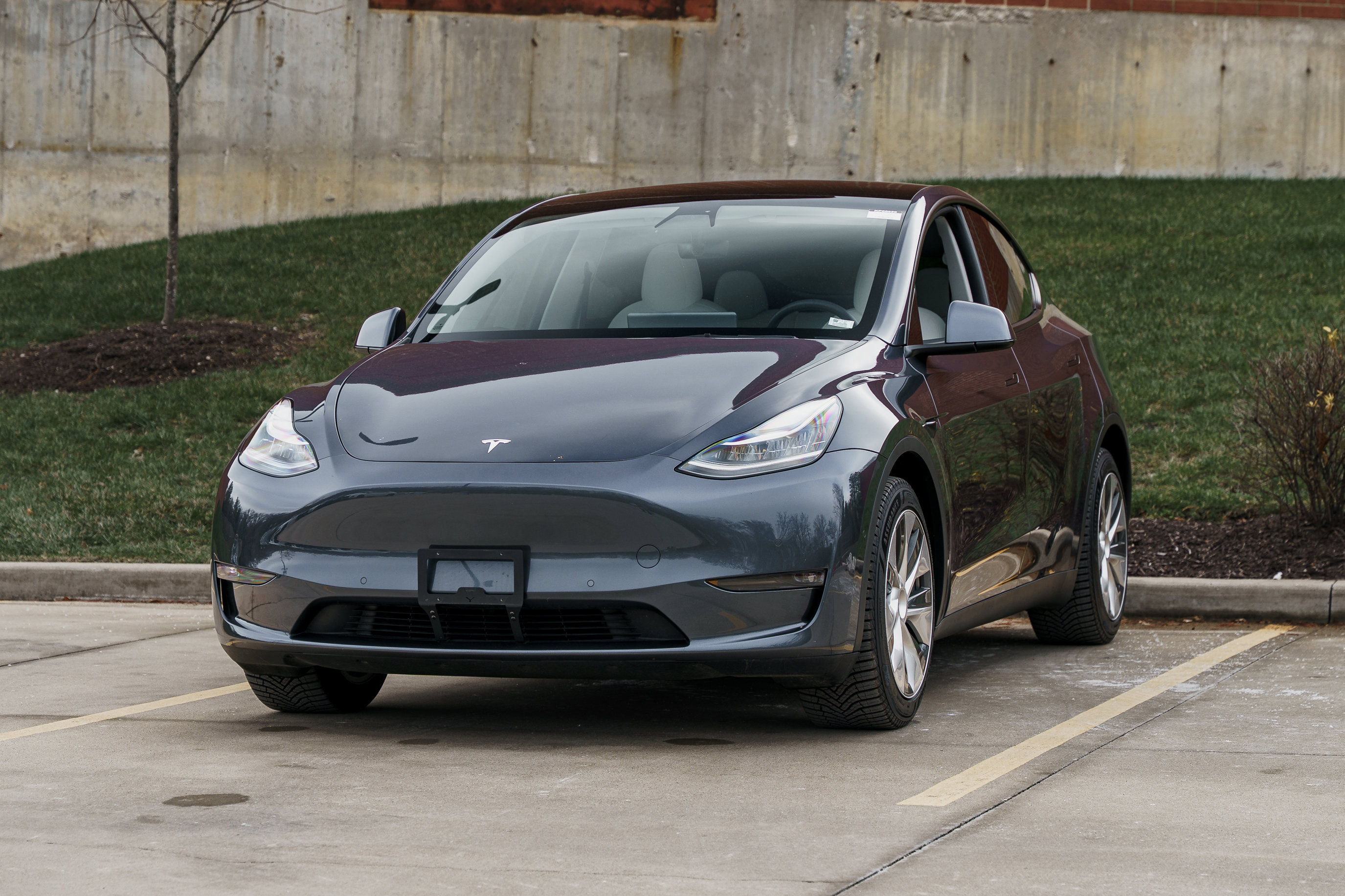 Used 2022 Tesla Model Y Long Range image 7