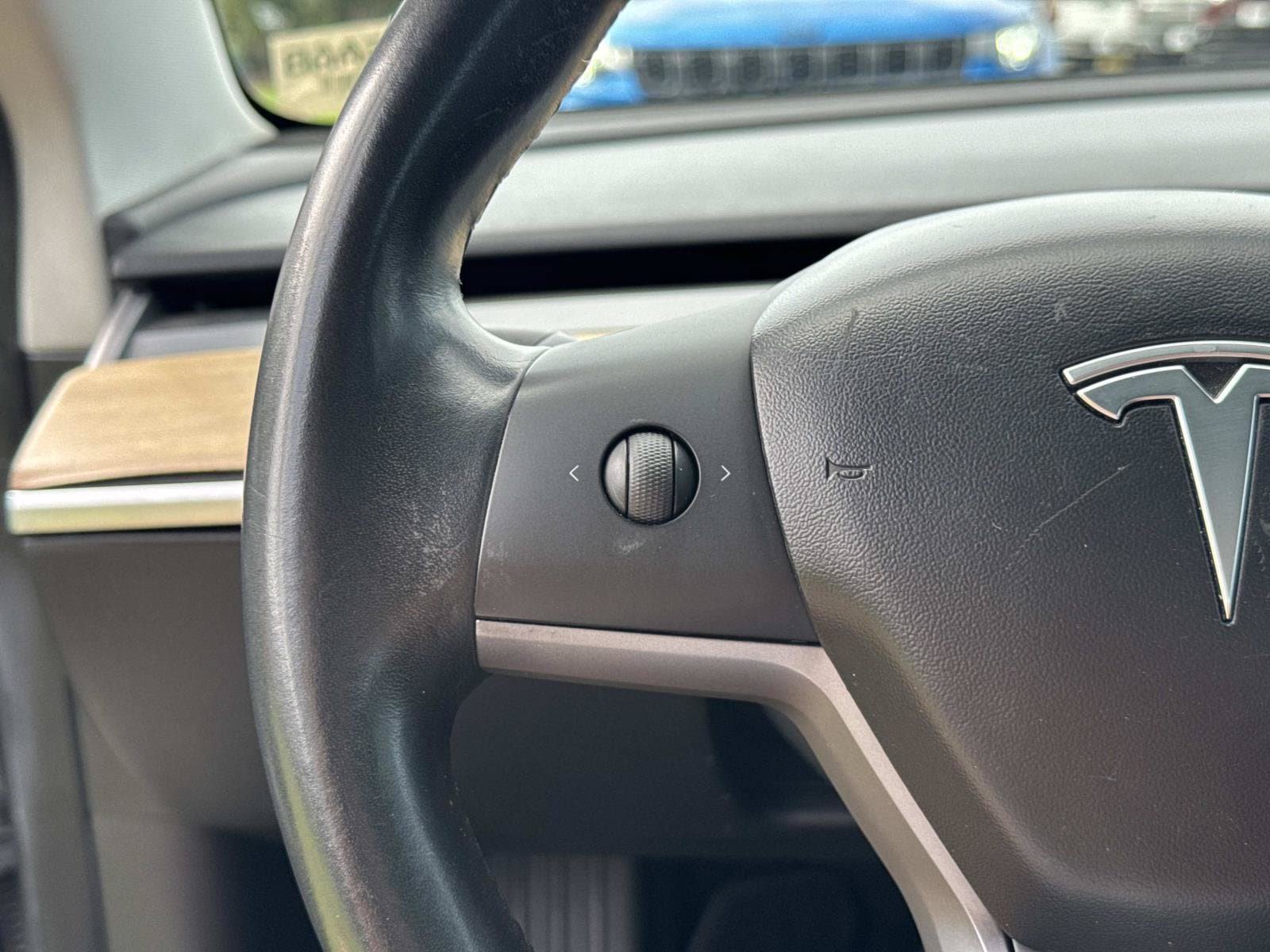 Used 2019 Tesla Model 3 Standard Range RWD image 16