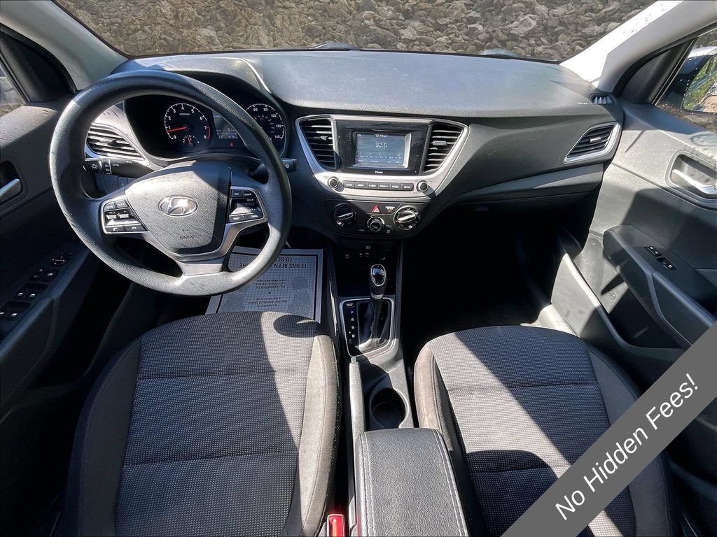 Used 2021 Hyundai Accent SE FWD image 13