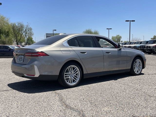 Used 2025 BMW 530i image 6