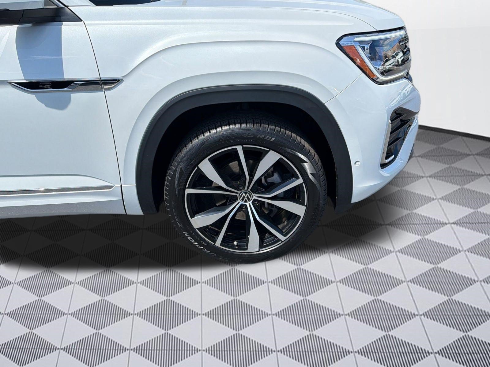 New 2026 Volkswagen Atlas SEL Premium R-Line AWD/4WD image 11