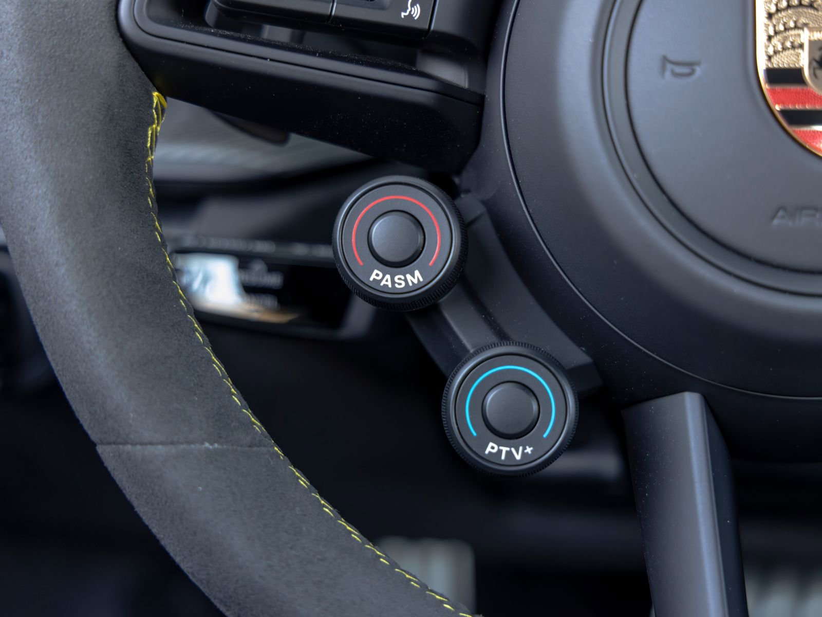 Certified 2025 Porsche 911 GT3 RS image 40