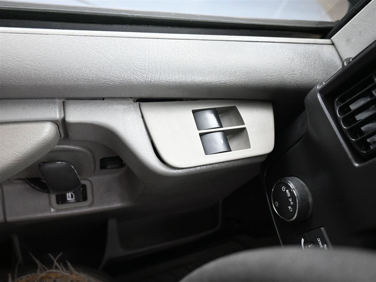 Used 2014 Chevrolet Express 3500 LT w/ LT Preferred Equipment Group image 12