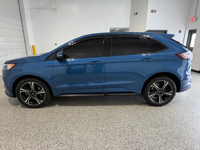Used 2019 Ford Edge ST w/ Cold Weather Package AWD/4WD image 5