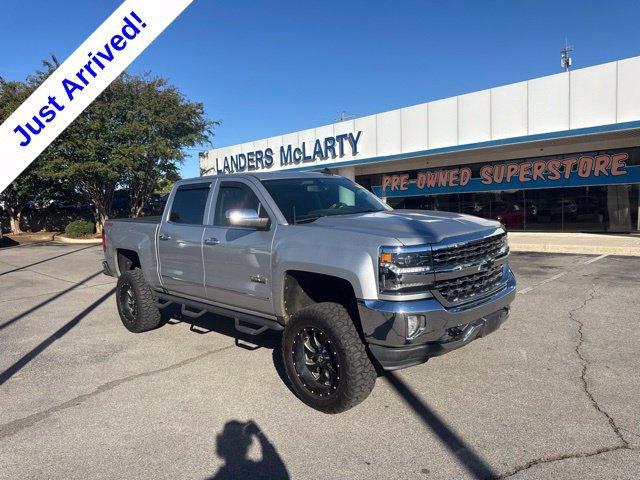 Used 2018 Chevrolet Silverado 1500 LTZ w/ Texas Edition AWD/4WD image 1