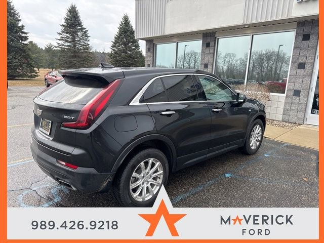 Used 2019 Cadillac XT4 Luxury w/ Cold Weather Package image 5