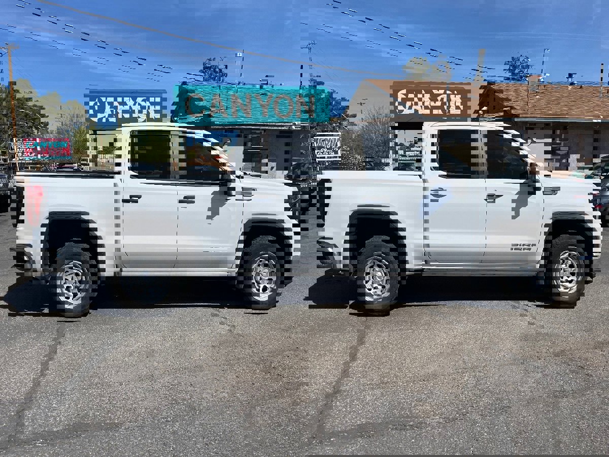 Used 2022 GMC Sierra 1500 Pro w/ Pro Value Package image 2