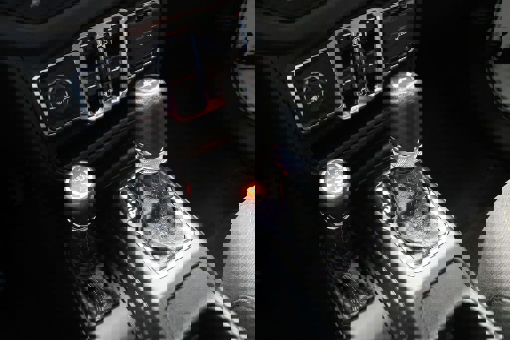 Used 2024 Jeep Wrangler Unlimited w/ Convenience Group image 24