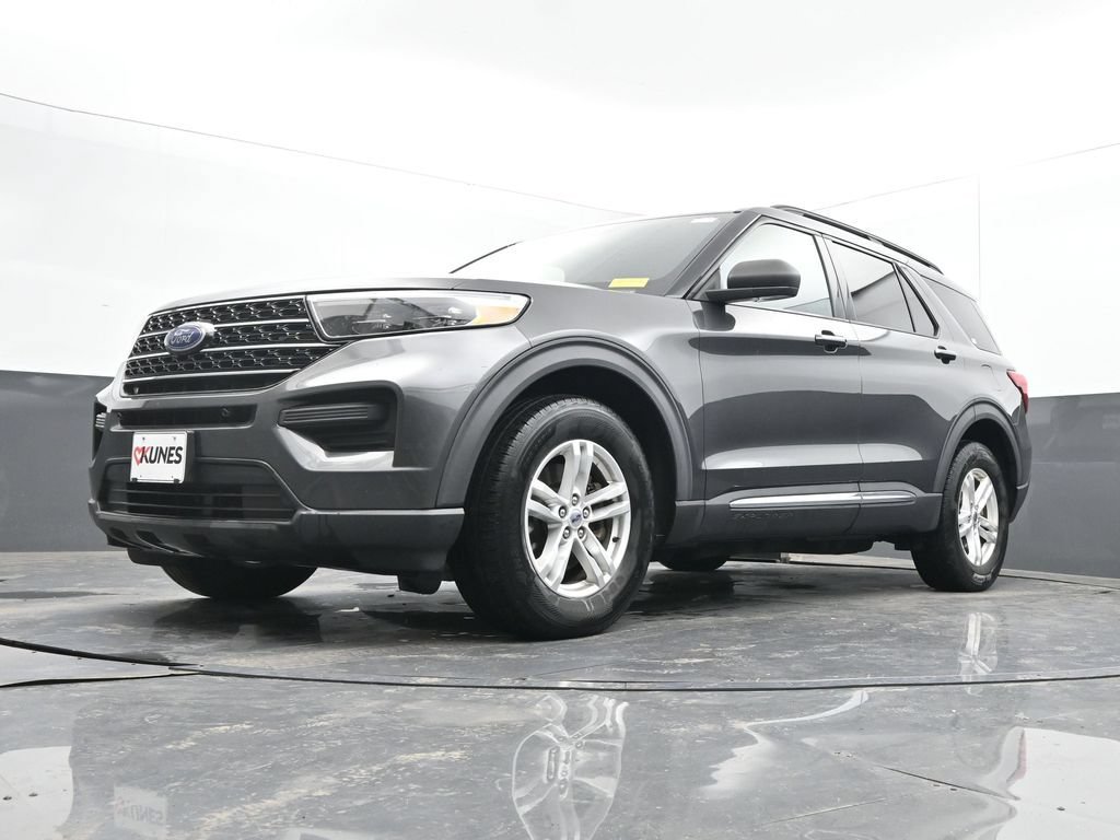 Used 2020 Ford Explorer XLT w/ Comfort Package AWD/4WD image 45