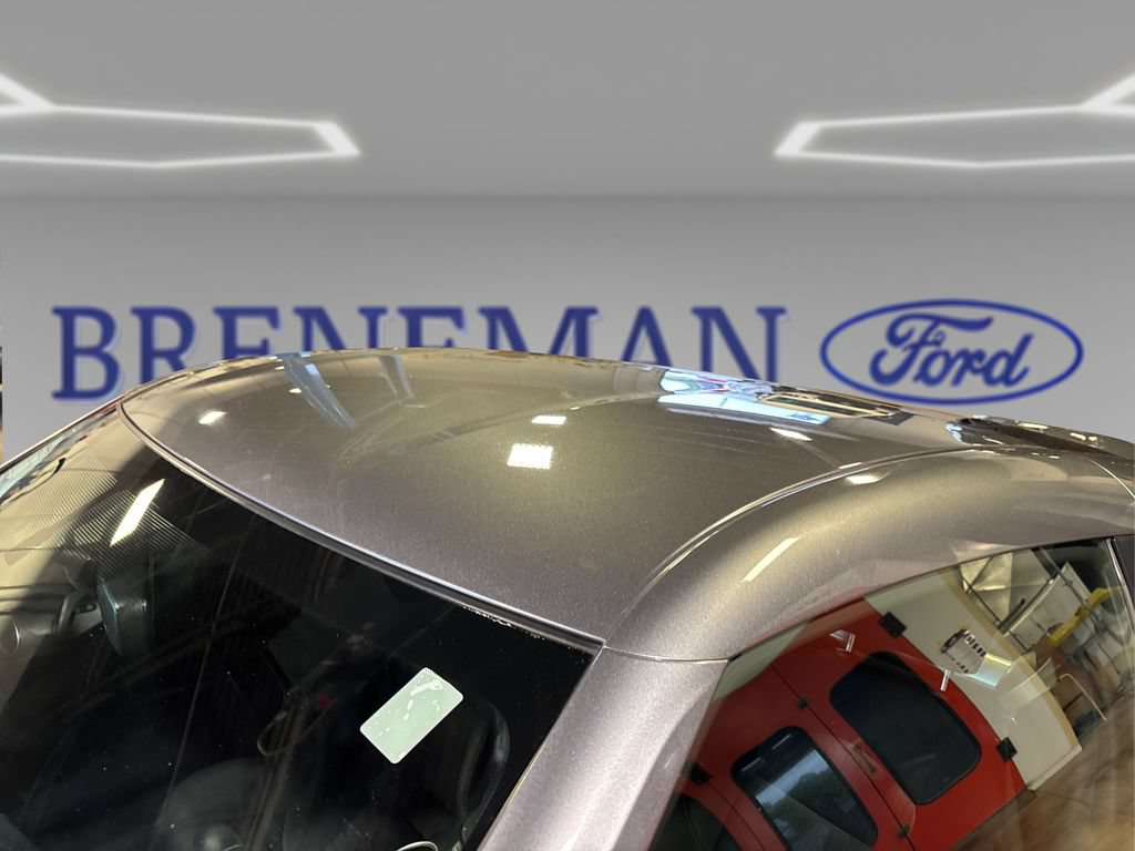 Used 2020 Nissan 370Z Coupe RWD image 11