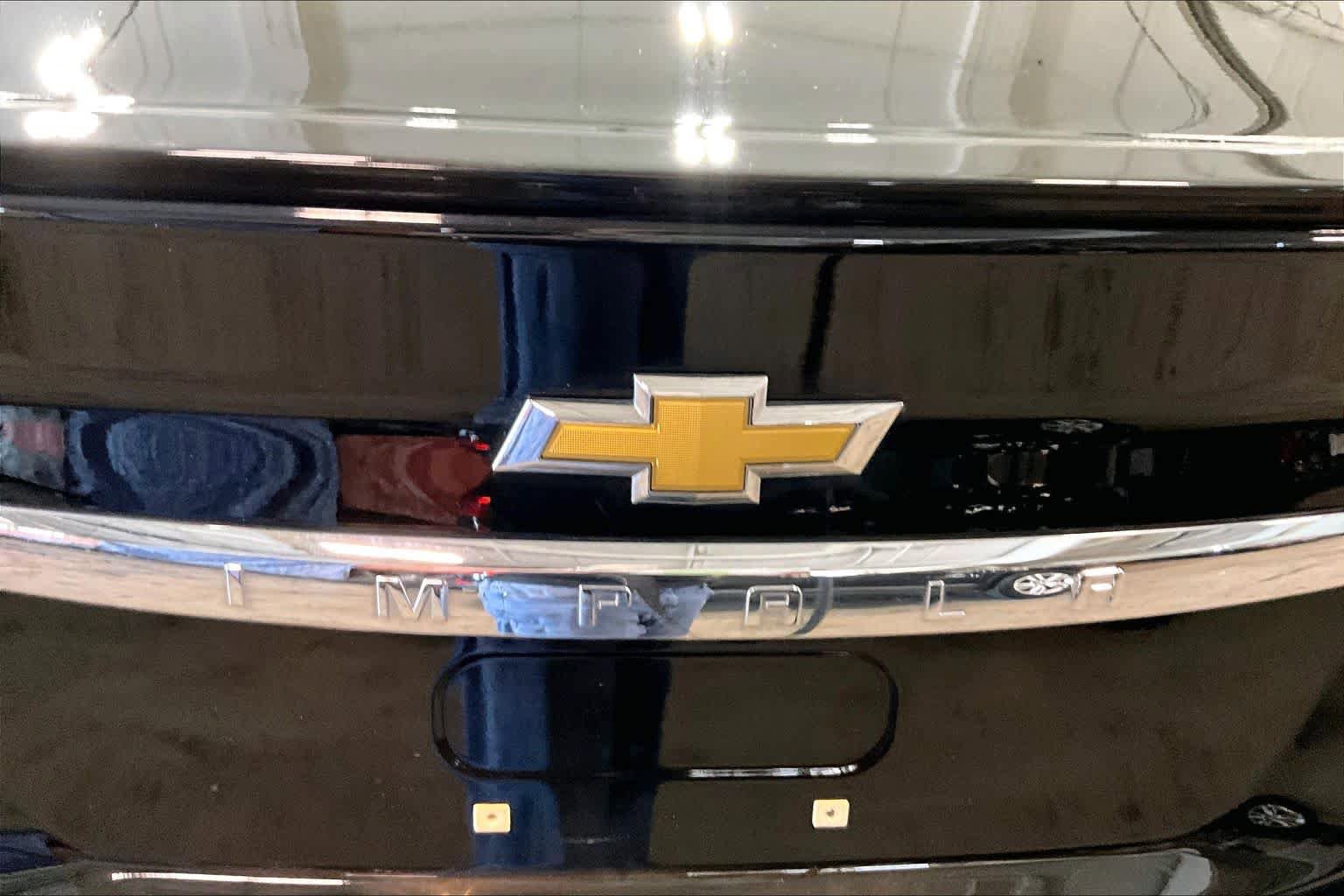 Used 2019 Chevrolet Impala LT w/ Sunroof and Spoiler Package FWD image 29