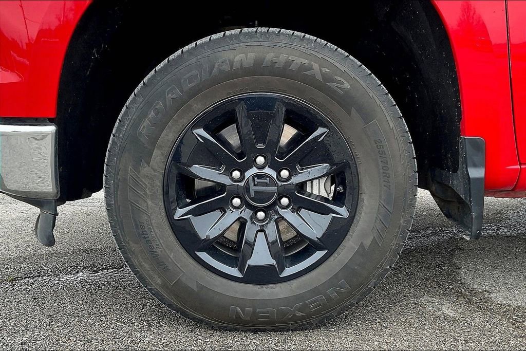 Used 2025 Chevrolet Silverado 1500 LT image 8