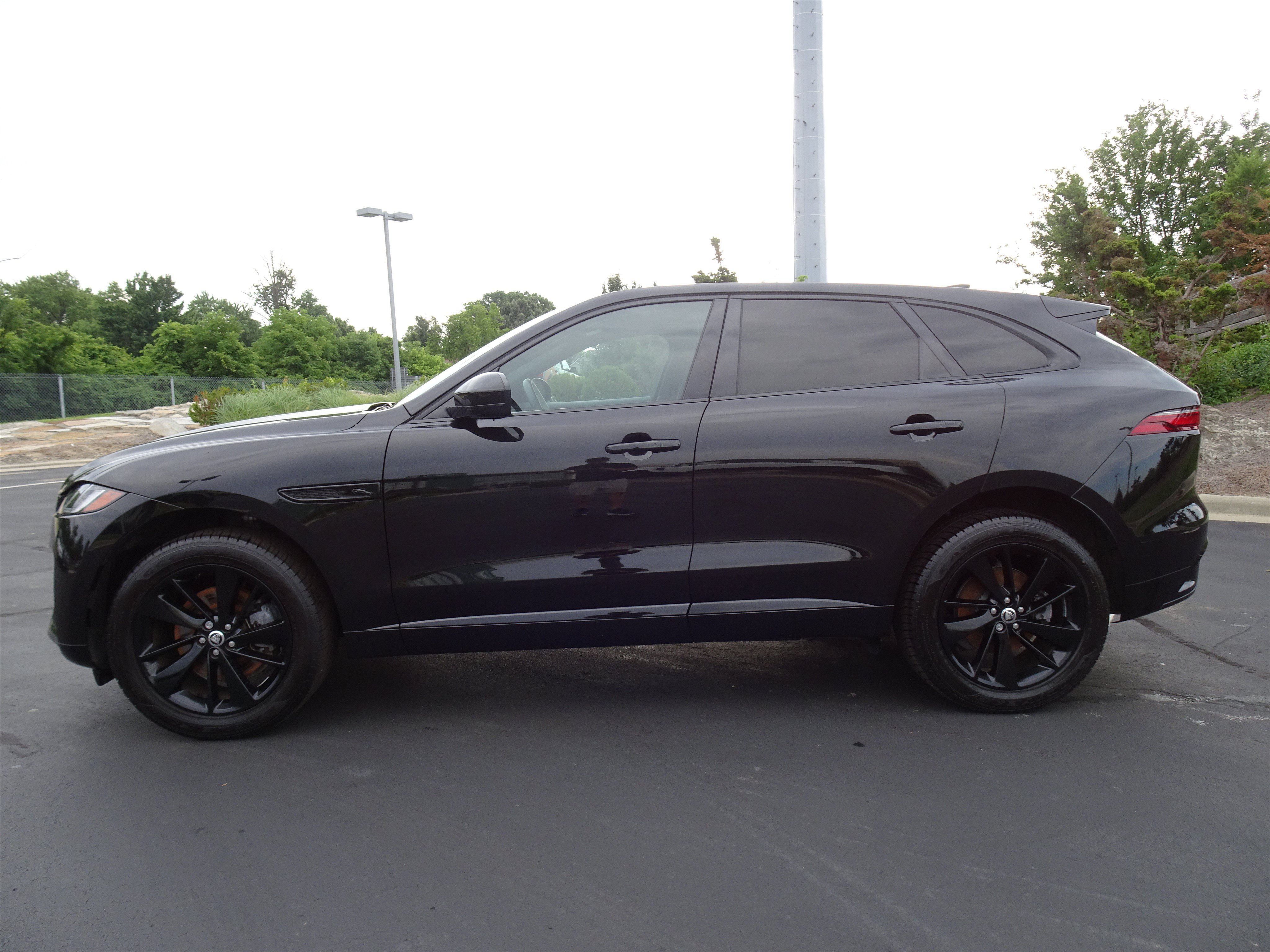 New 2025 Jaguar F-PACE R-Dynamic S AWD/4WD image 7
