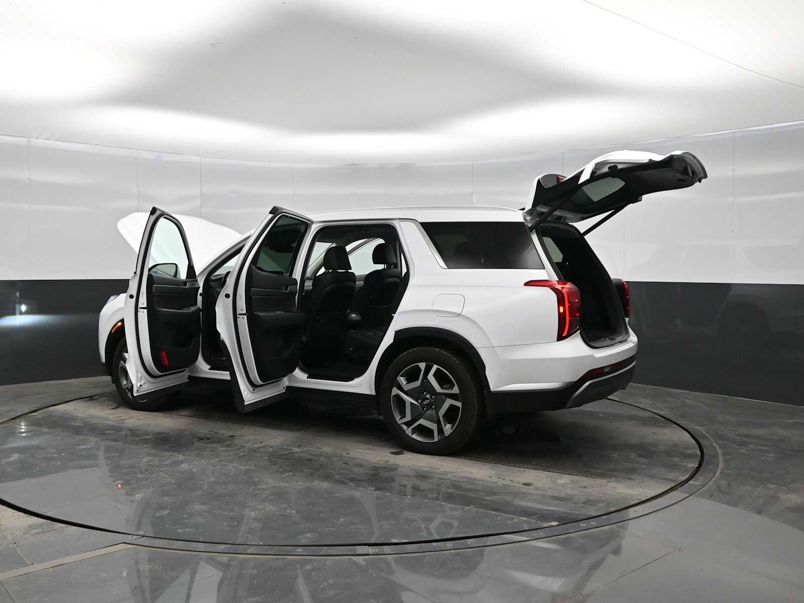 Used 2025 Hyundai Palisade SEL image 41