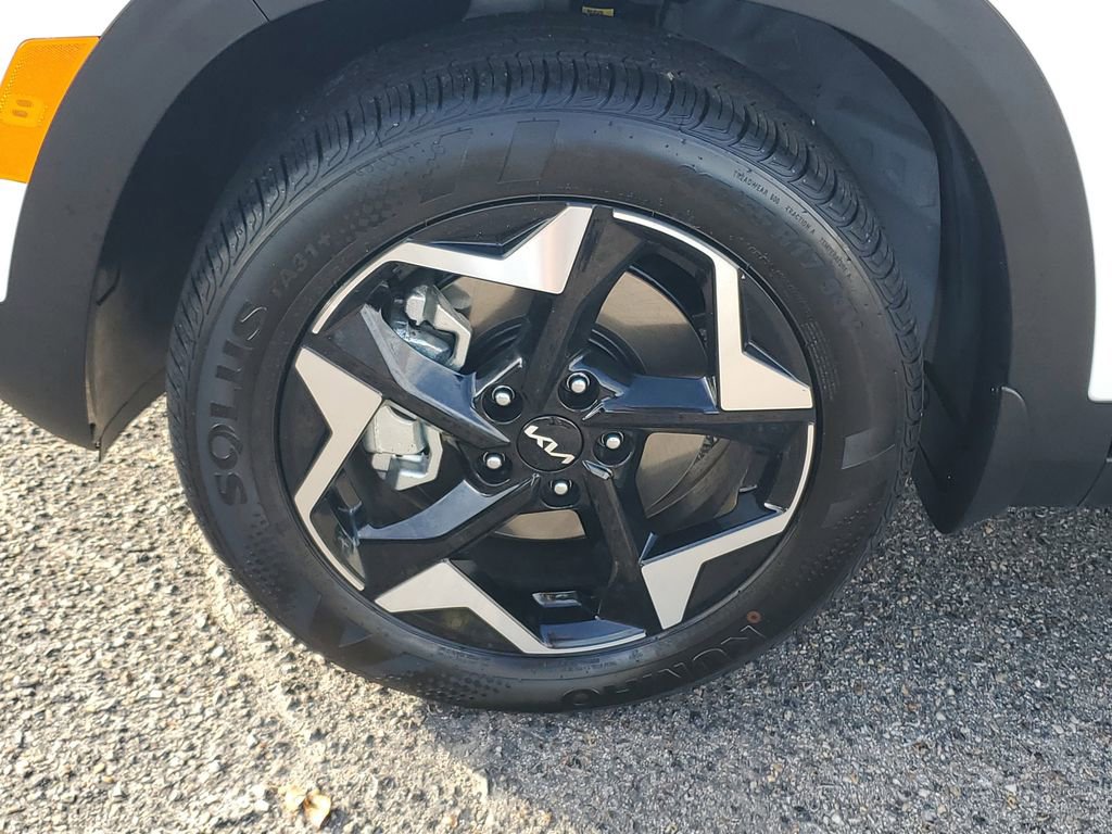 New 2026 Kia Seltos S image 29