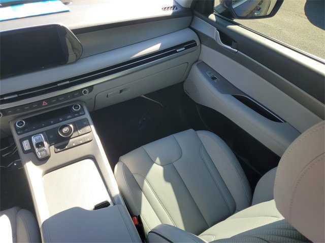 Used 2023 Hyundai Palisade SEL image 15