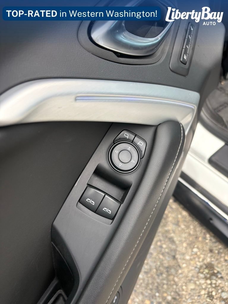 Used 2022 Chevrolet Camaro LT RWD image 49