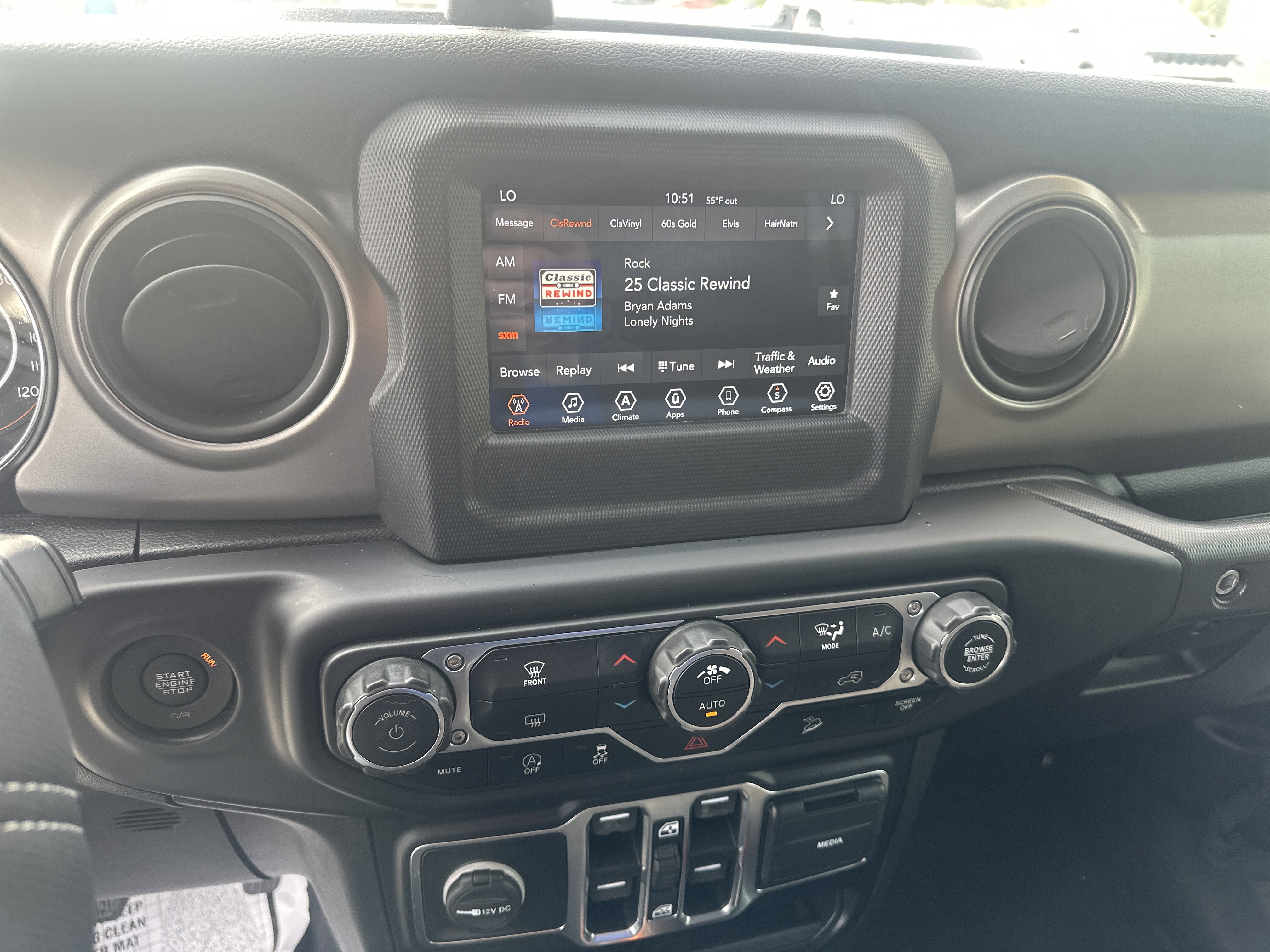Used 2020 Jeep Wrangler Unlimited Sport image 38