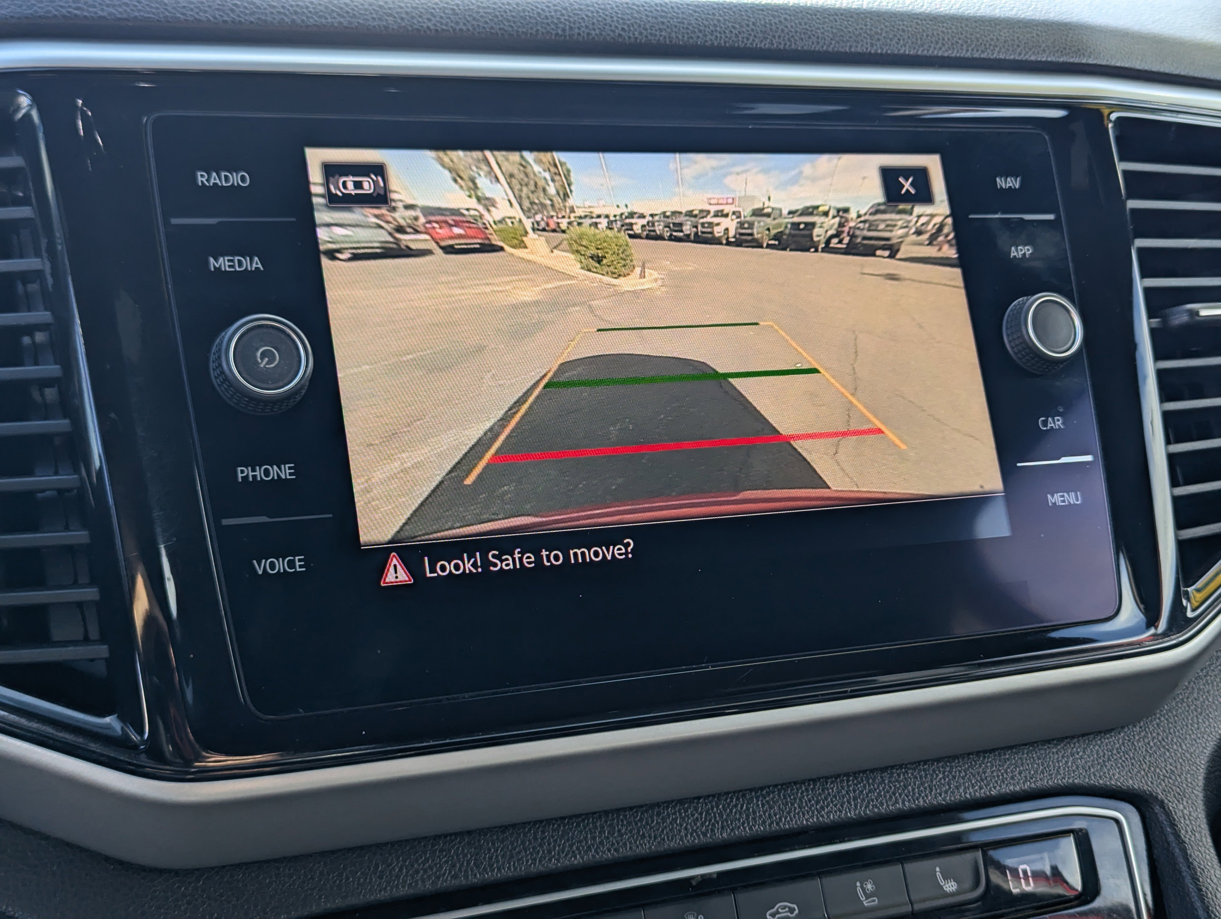 Used 2021 Volkswagen Atlas Cross Sport SEL Premium R-Line image 9