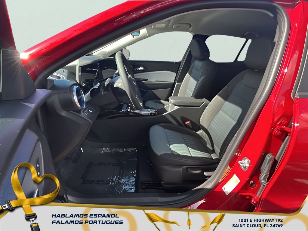 New 2026 Chevrolet Trax LT w/ Driver Confidence Package image 13