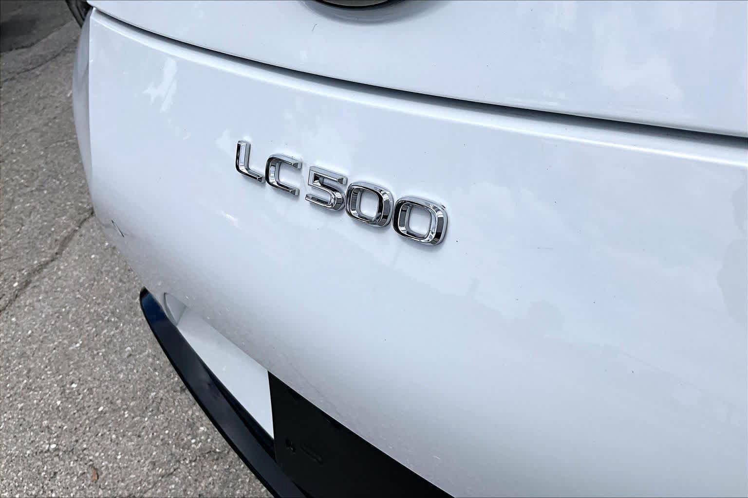 Used 2021 Lexus LC 500 Convertible w/ Touring Package image 10