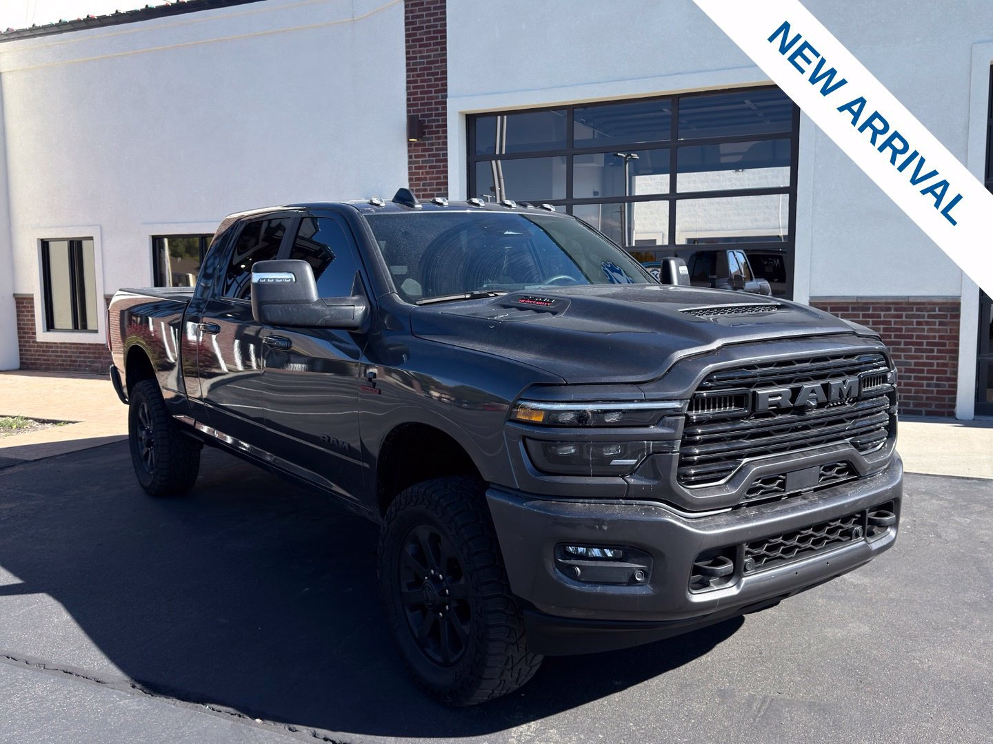 Used 2025 RAM 2500 Laramie w/ Night Edition AWD/4WD image 1