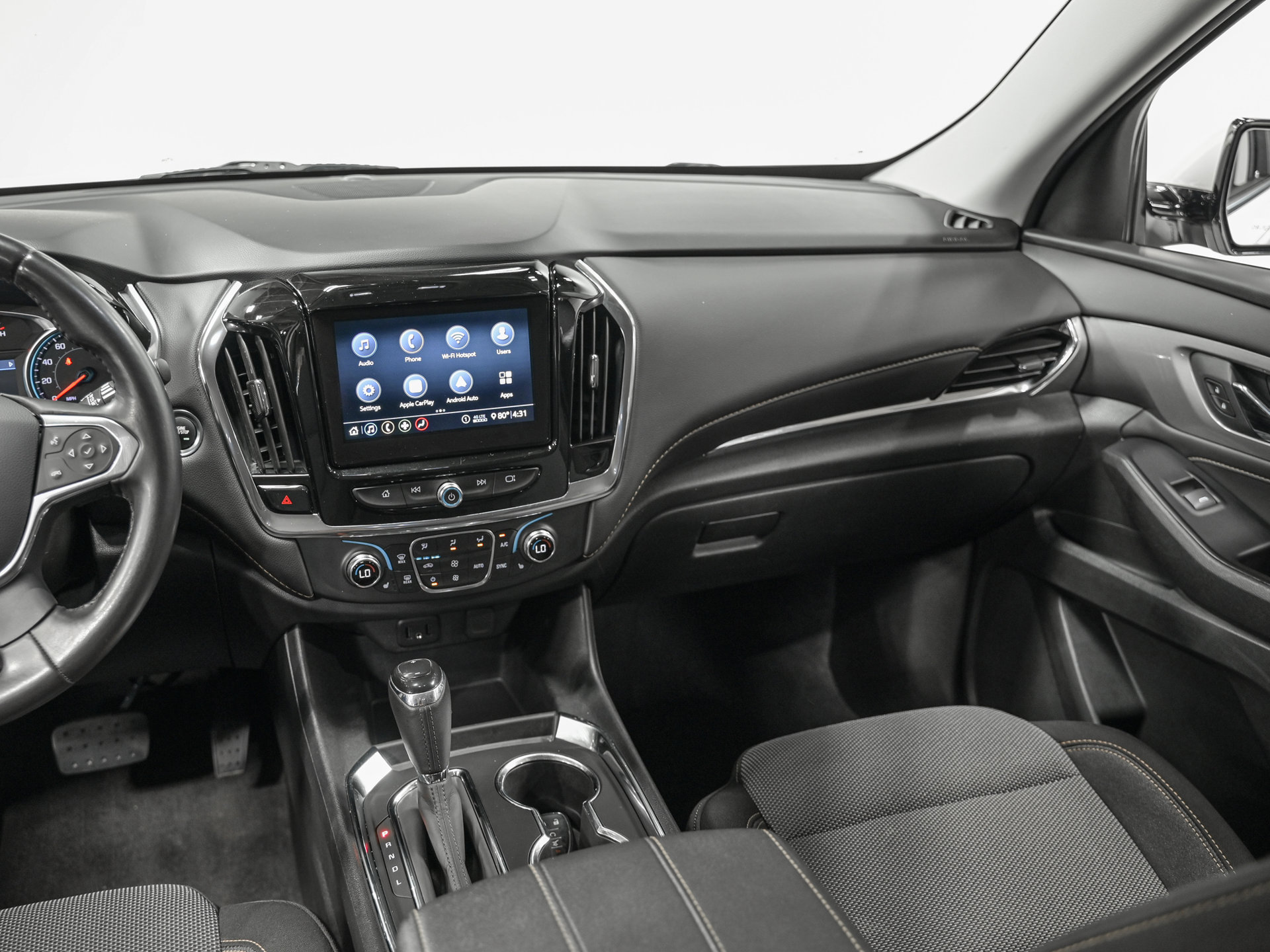 Used 2020 Chevrolet Traverse LT AWD/4WD image 32