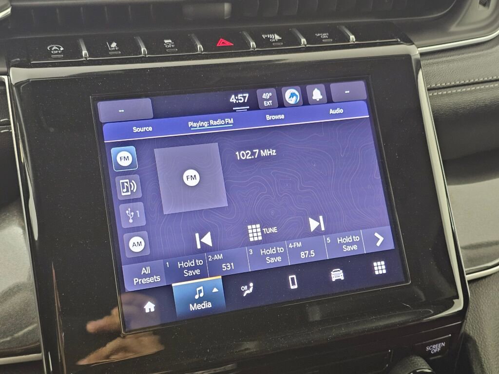 Used 2023 Jeep Grand Cherokee L Laredo AWD/4WD image 26