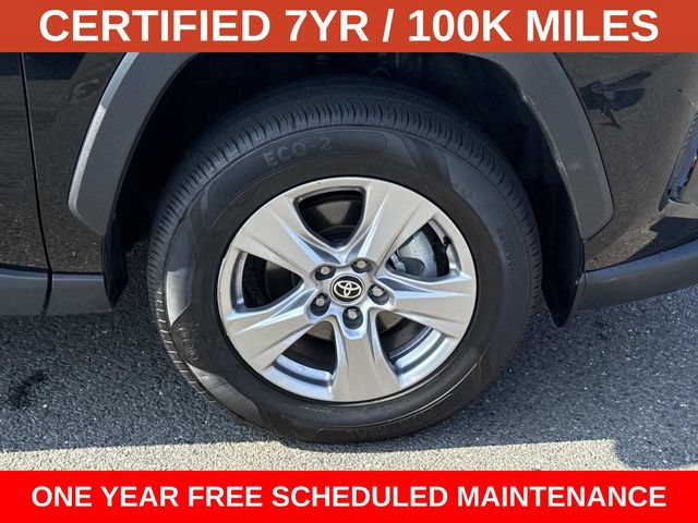 Used 2025 Toyota RAV4 XLE AWD/4WD image 7