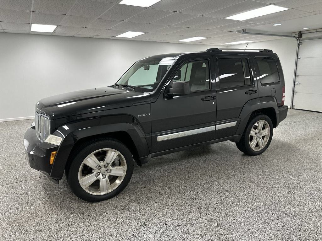Used 2012 Jeep Liberty Limited Jet AWD/4WD image 4