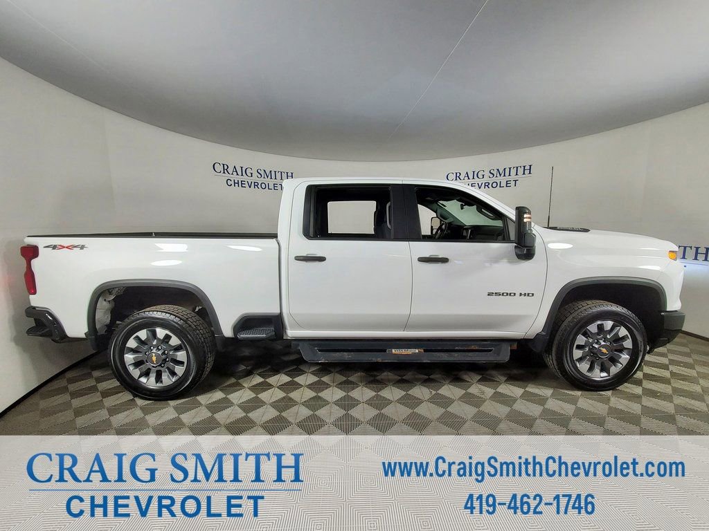 Used 2024 Chevrolet Silverado 2500 Custom image 21
