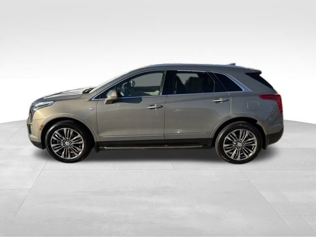 Used 2017 Cadillac XT5 Premium Luxury image 3
