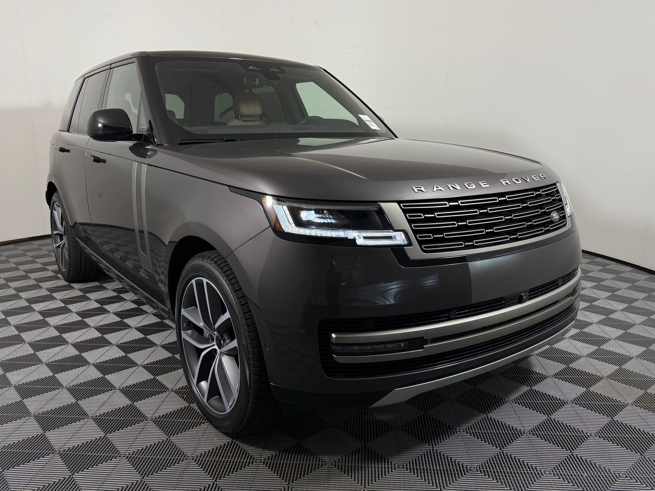New 2026 Land Rover Range Rover SE AWD/4WD image 7