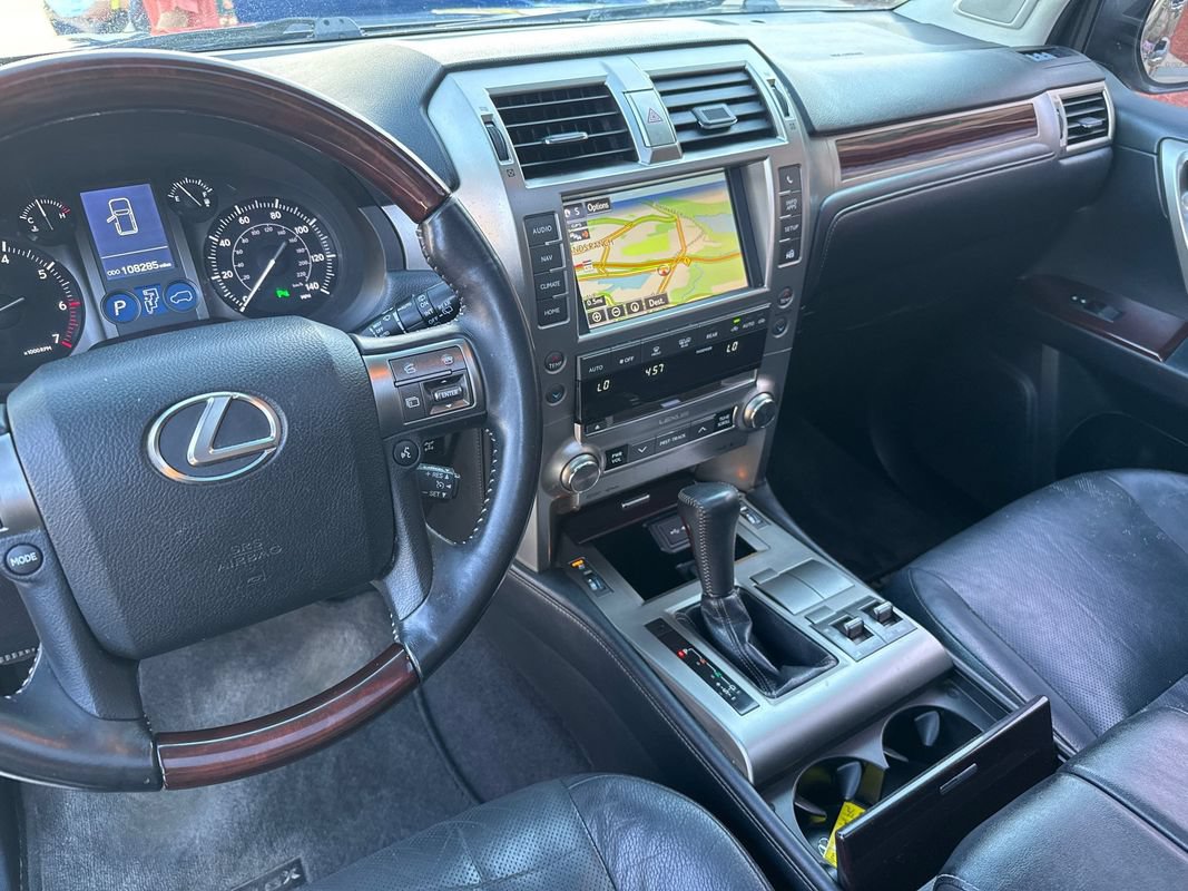 Used 2019 Lexus GX 460 Premium AWD/4WD image 28