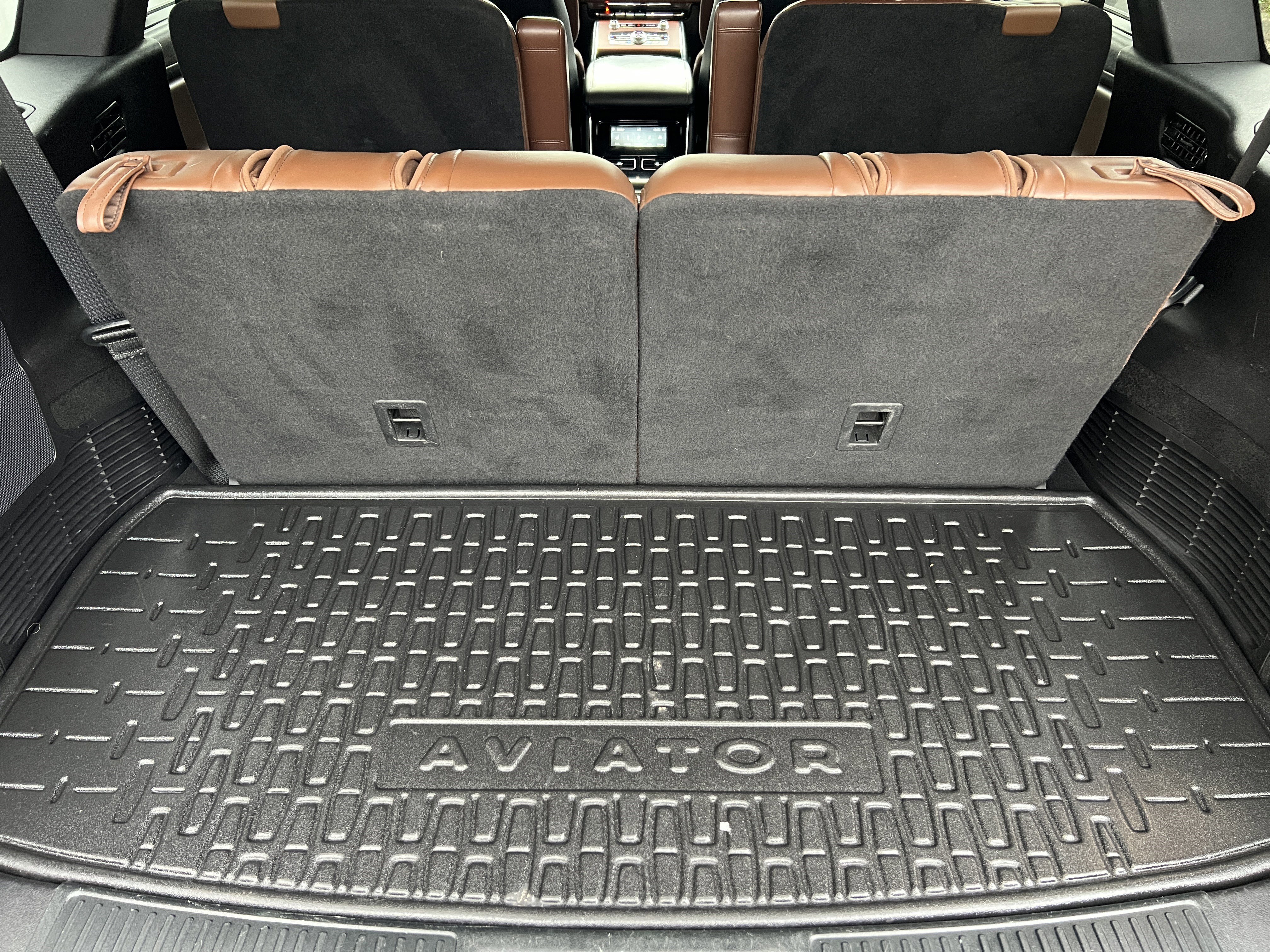 Used 2021 Lincoln Aviator Grand Touring w/ Equipment Group 302A image 18