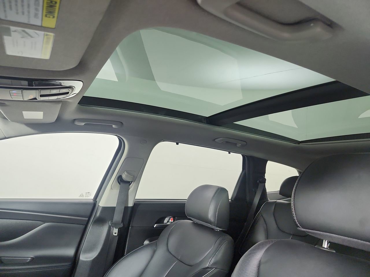 Used 2022 Hyundai Santa Fe Limited AWD/4WD image 18