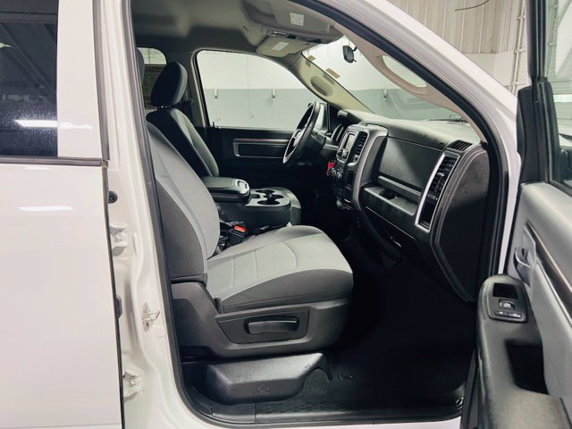 Used 2024 RAM 1500 Classic SLT RWD image 32