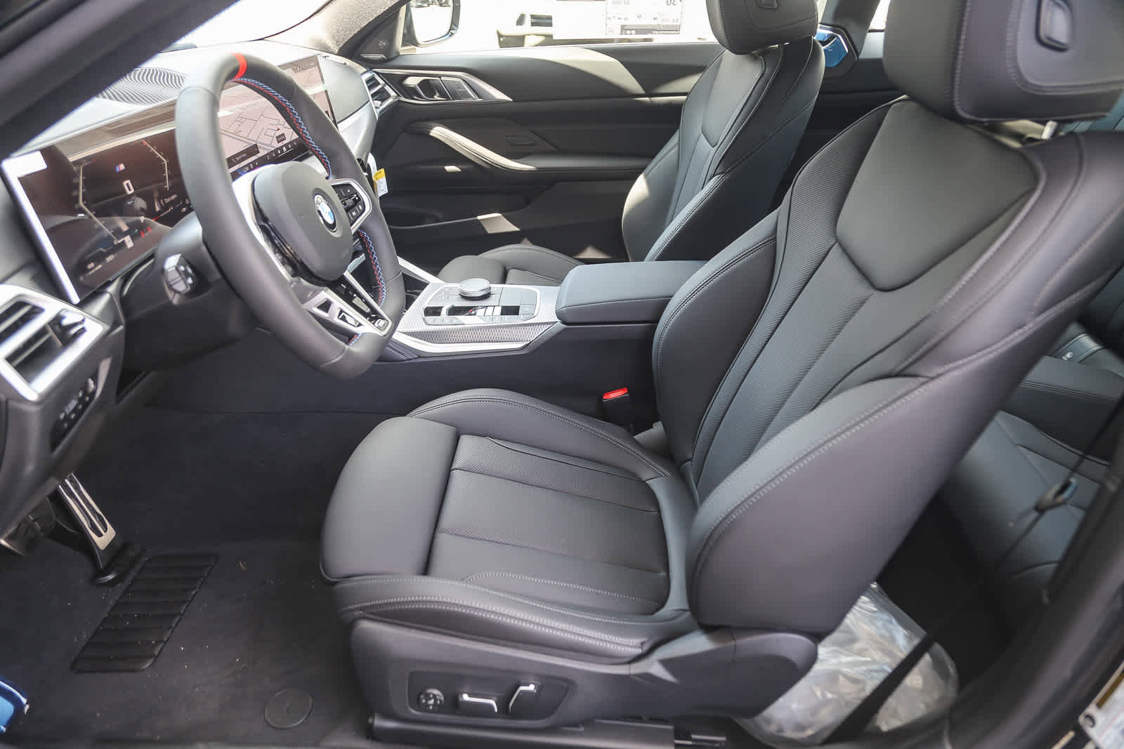 New 2026 BMW M440i Coupe w/ Parking Assistance Package image 14