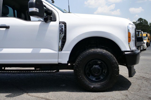 Used 2023 Ford F350 XL w/ 360-Degree Camera Package AWD/4WD image 32