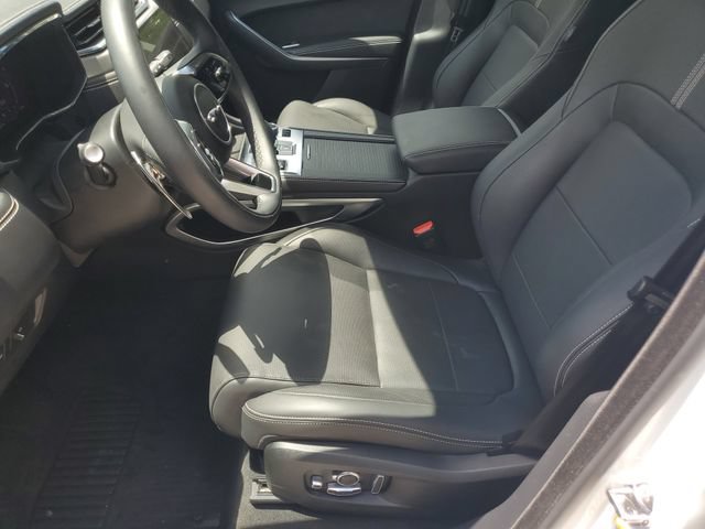 Certified 2026 Jaguar F-PACE R-Dynamic S AWD/4WD image 19