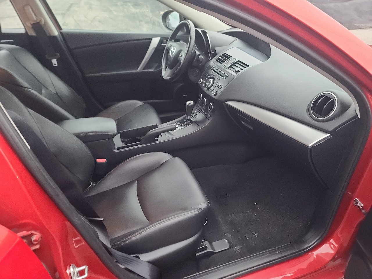 Used 2012 MAZDA MAZDA3 s Grand Touring image 14