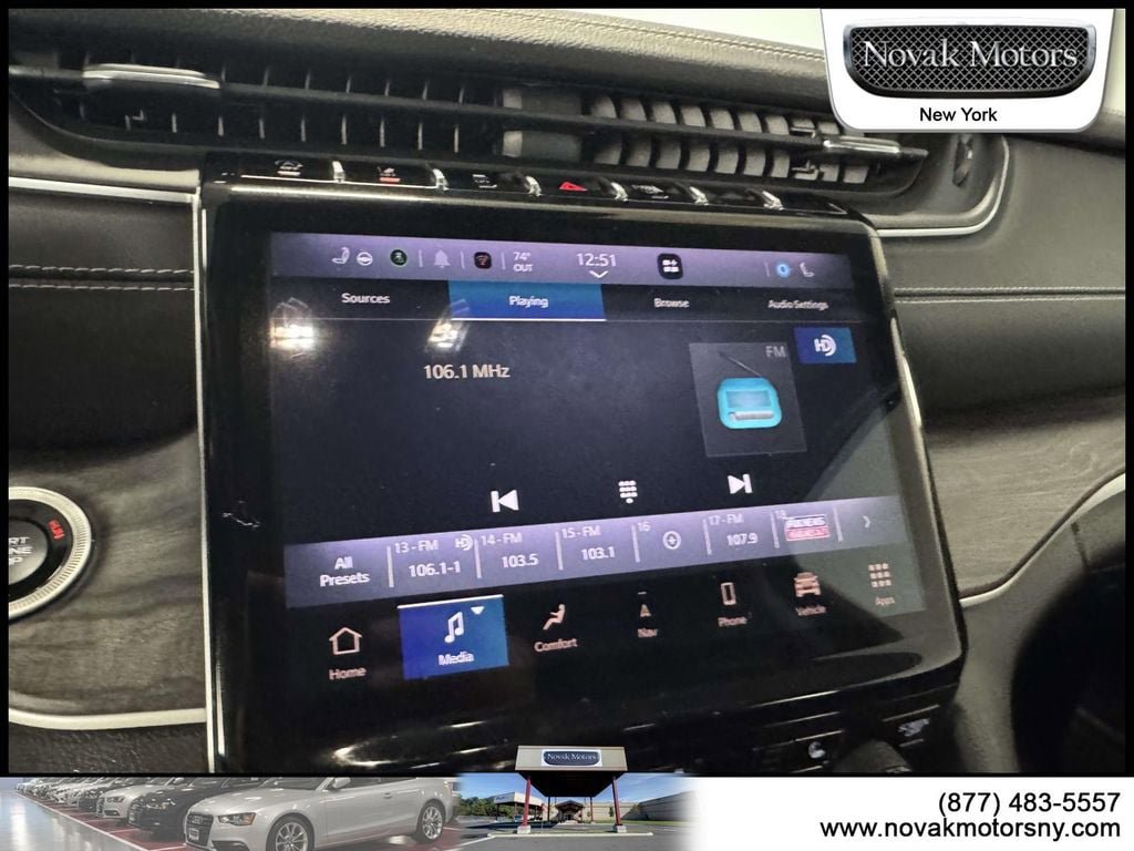 Used 2023 Jeep Grand Cherokee L Limited AWD/4WD image 21
