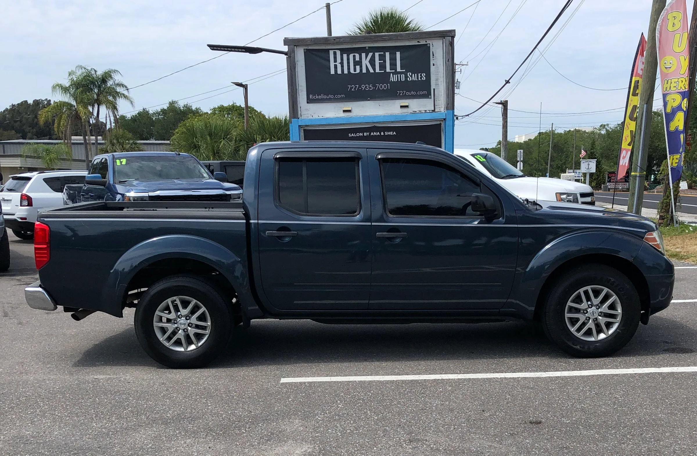 Used 2016 Nissan Frontier SV w/ SV Value Truck Package RWD image 2