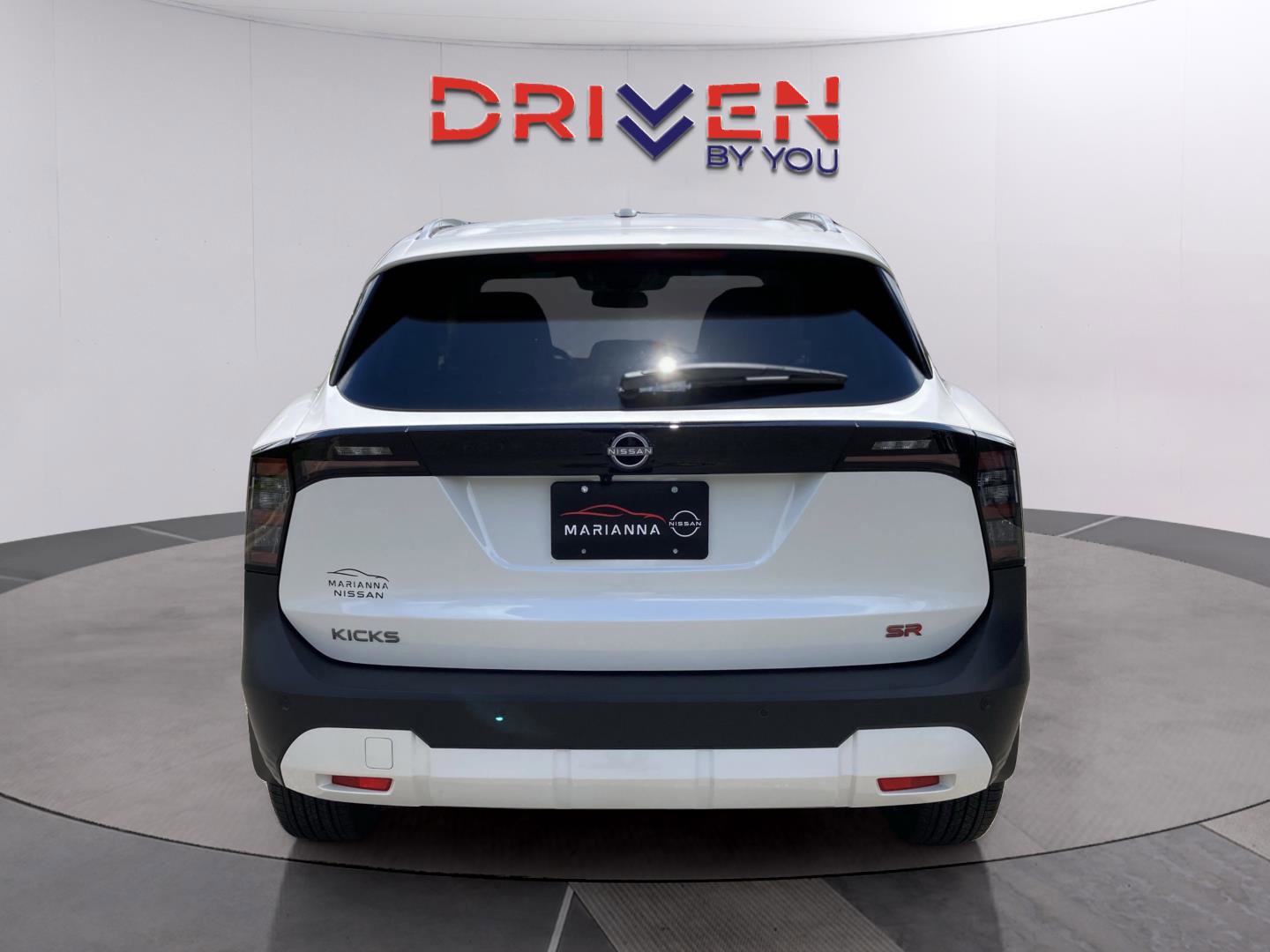 New 2025 Nissan Kicks SR image 4