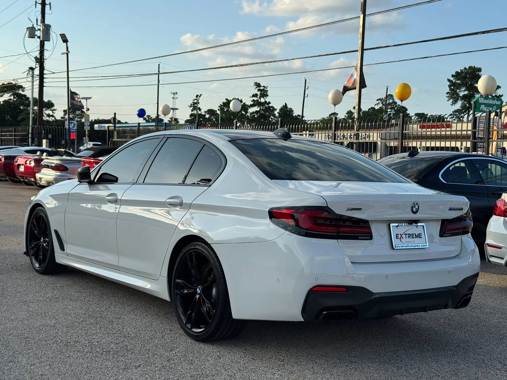 Used 2021 BMW M550i xDrive w/ Executive Package AWD/4WD image 8