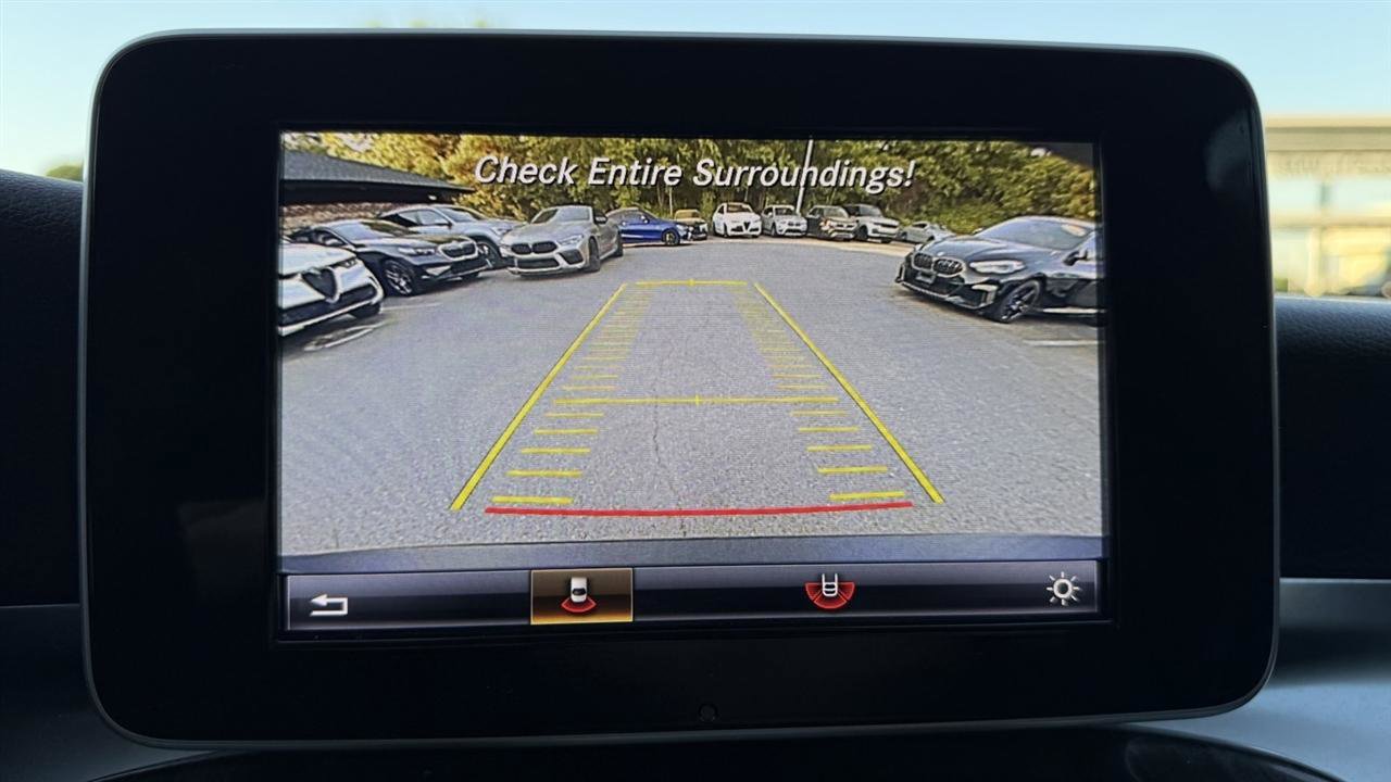 Used 2017 Mercedes-Benz C 300 4MATIC Sedan image 59