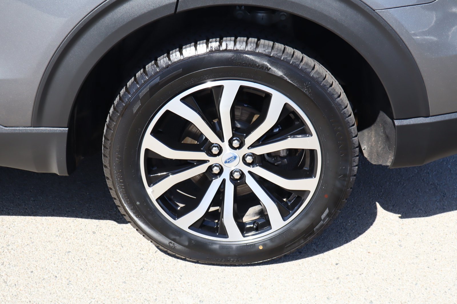 Used 2025 Ford Explorer ST-Line AWD/4WD image 13